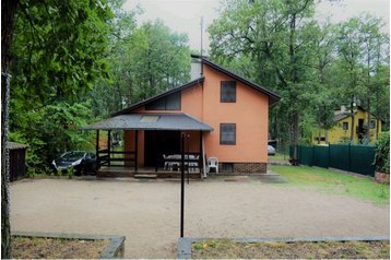 Slovensko Chata Šaštín - Stráže, Exteriér